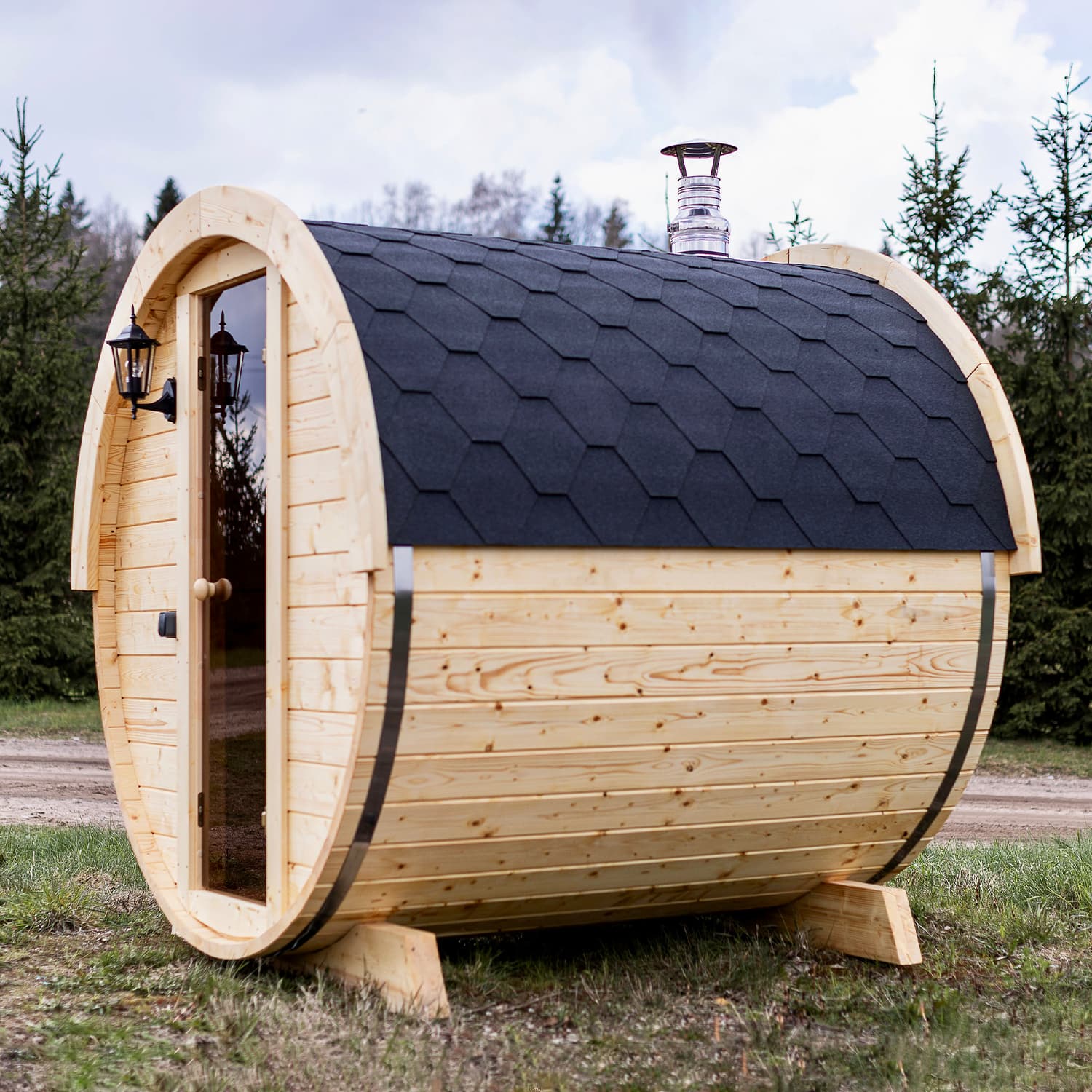 Barrel Saunas vs Cabin Saunas: Which One Is Right for You?